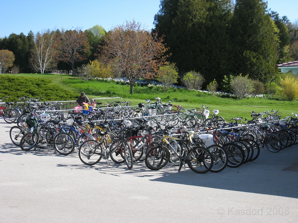 Mackinaw Island Area May 2008 0289.jpg - May 24 2008 a trip to Mackinac City for a 5 M race and a visit to Mackinac Island. A day to the UP, Paradise, Whitefish Point and Tahquamen Falls. This was followed by trips to Petoskey and Charlevoix.